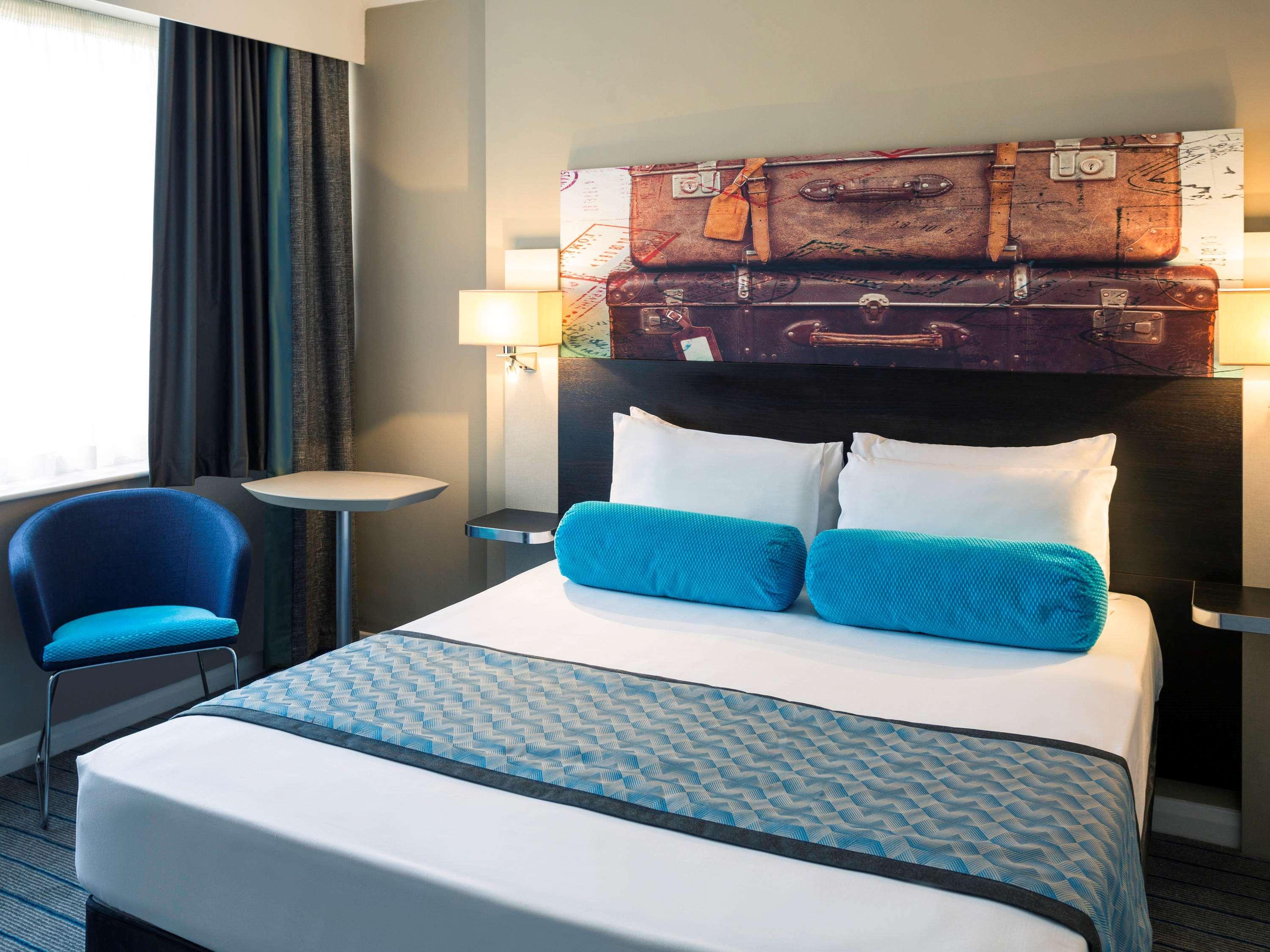 Mercure London Heathrow Airport 4*