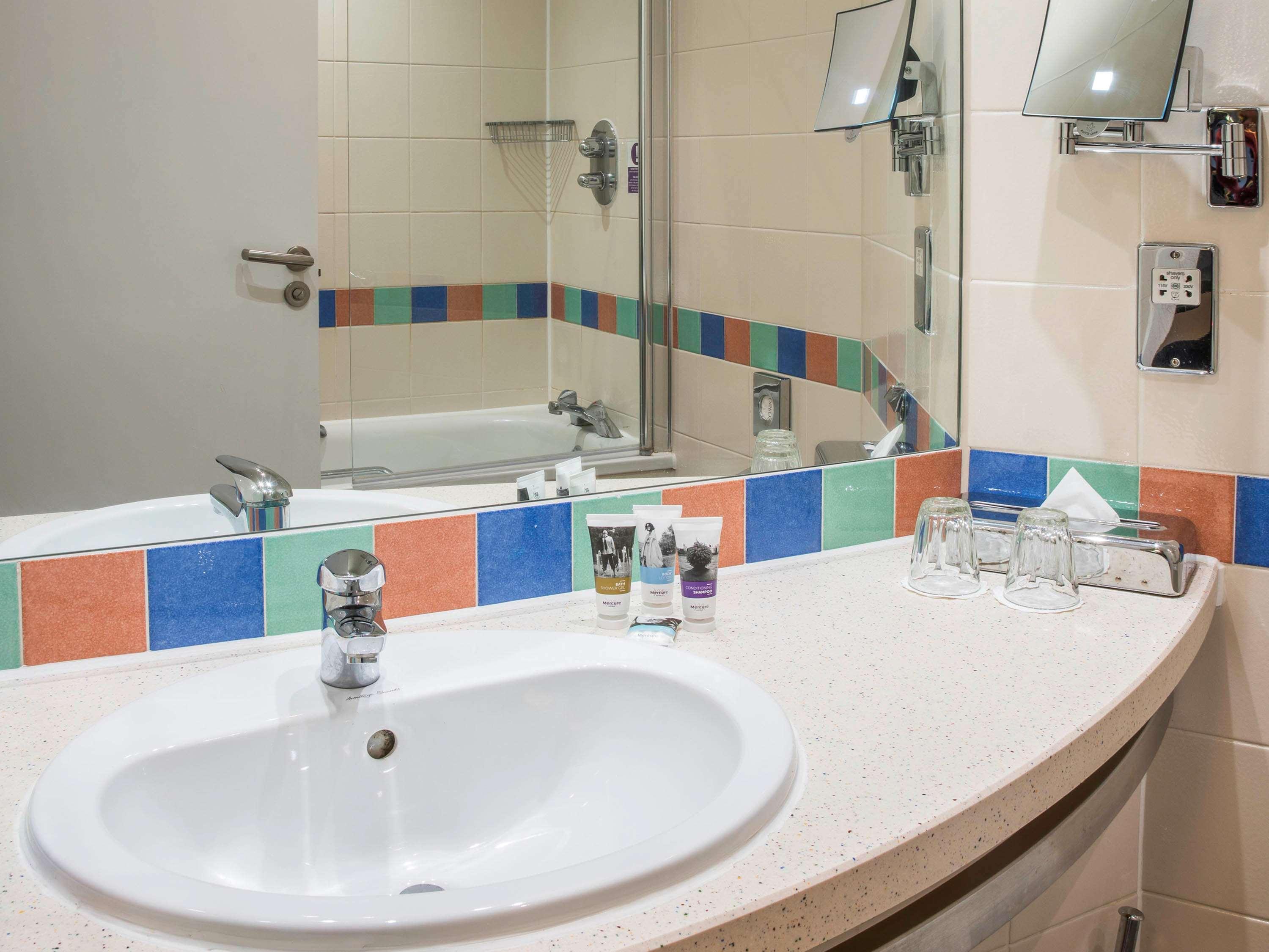 Mercure London Heathrow Airport