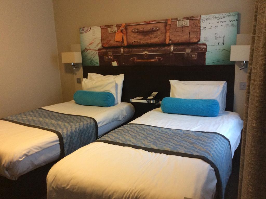 Mercure London Heathrow Airport Hotel 4*