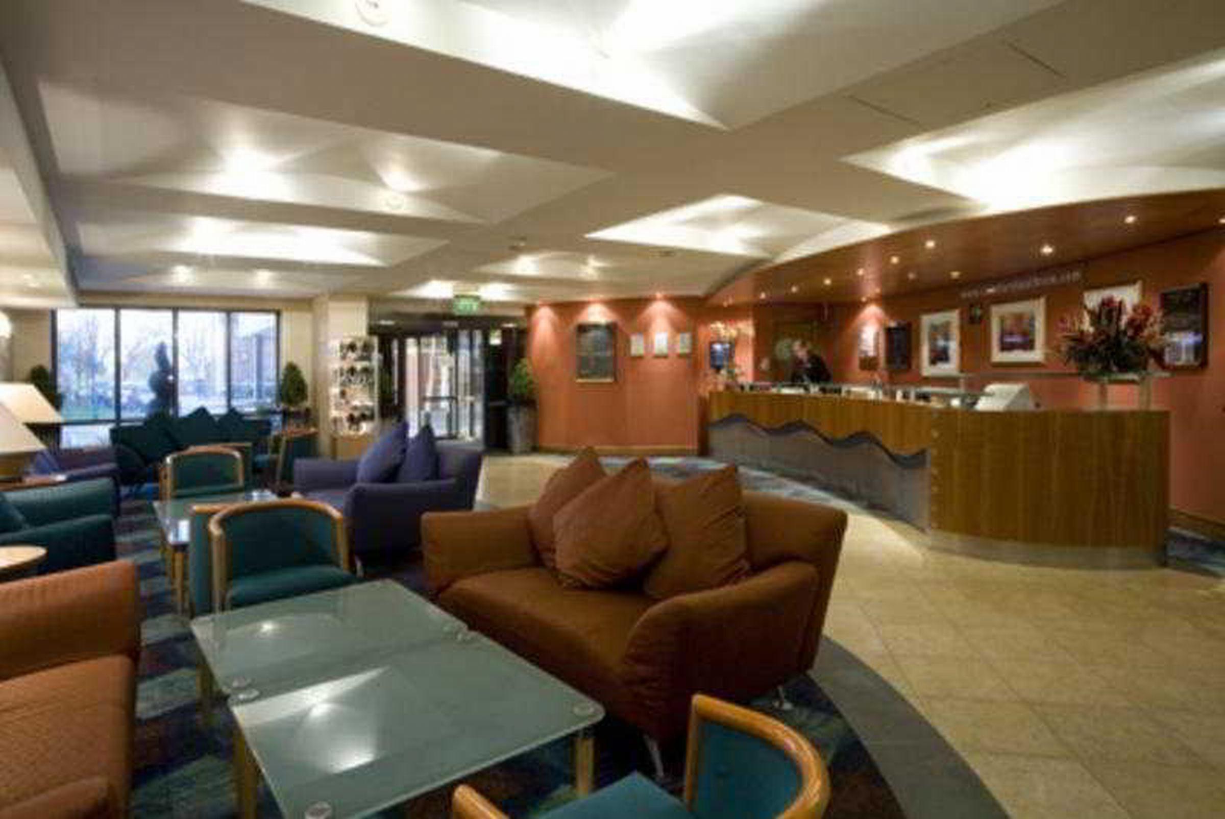 Mercure London Heathrow Airport 4* Hillingdon