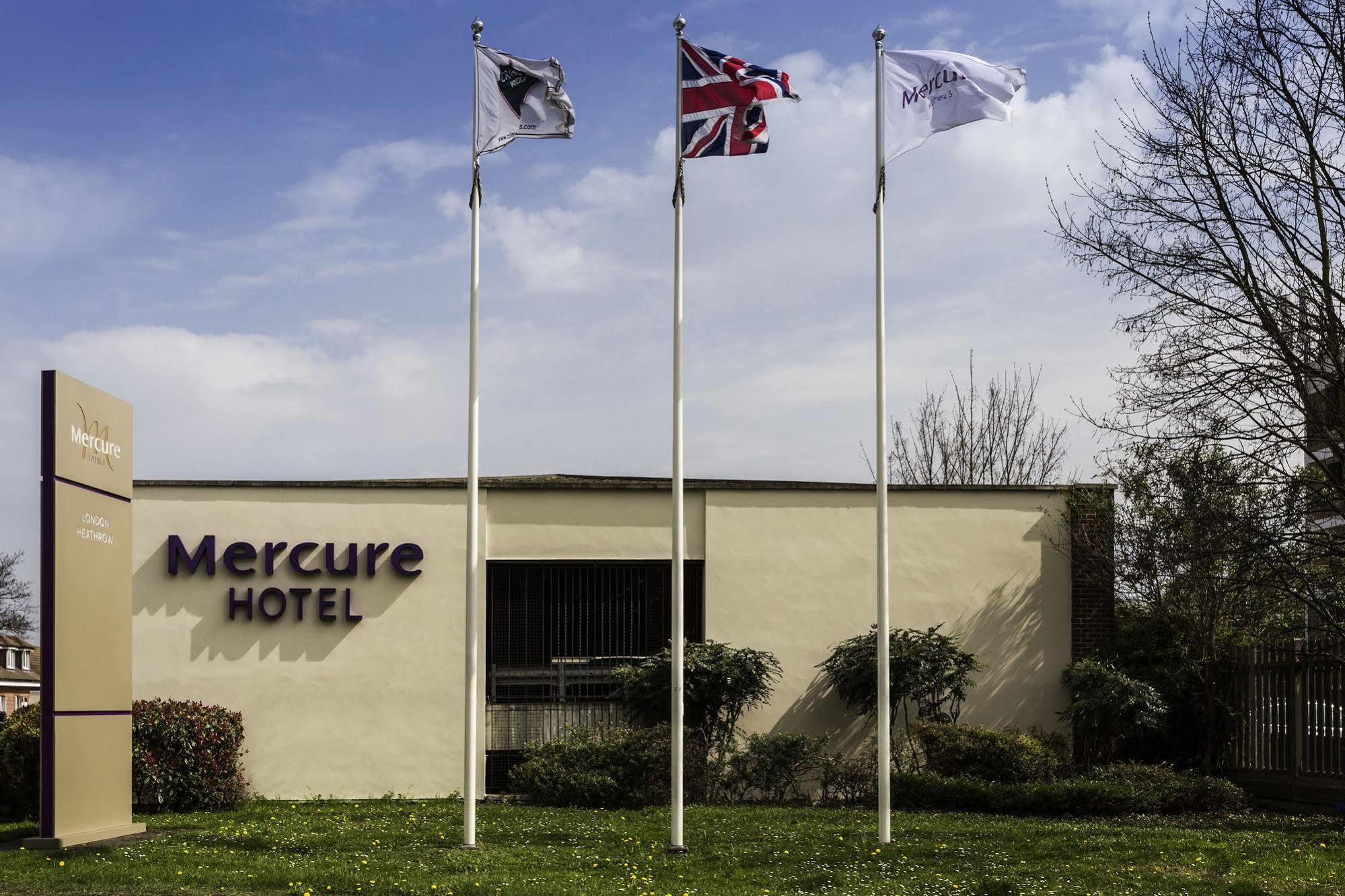 Hotel Mercure London Heathrow Airport 4*